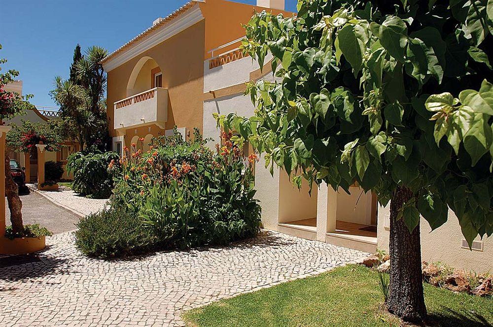 Отель Pestana Palm Gardens Карвоейру Экстерьер фото