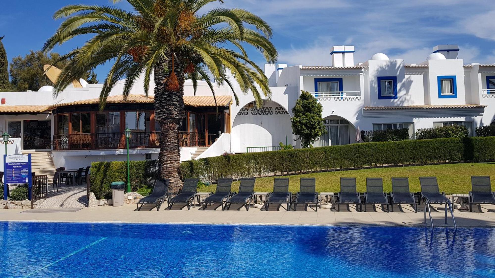 Отель Pestana Palm Gardens Карвоейру Экстерьер фото